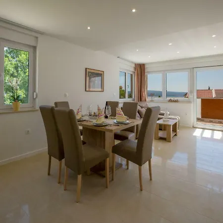 Grande Apartment