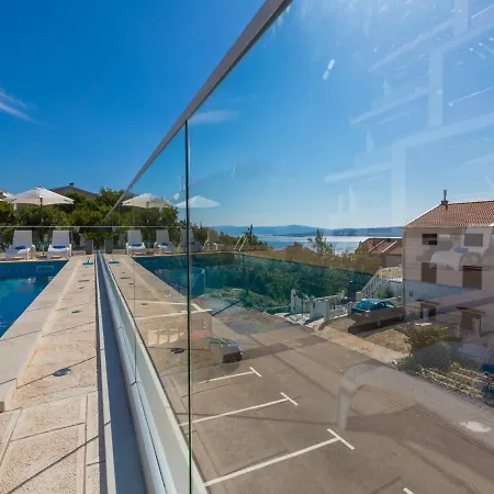 Grande Apartment