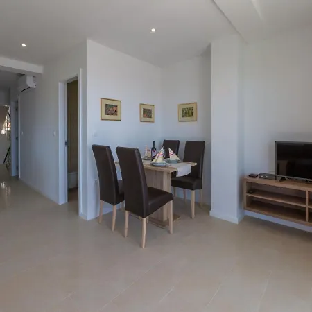 Grande Apartment